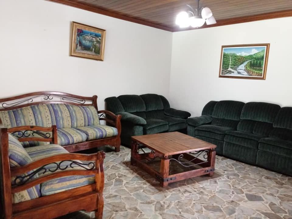 Hotel Alamo Internacional San Salvador Luaran gambar